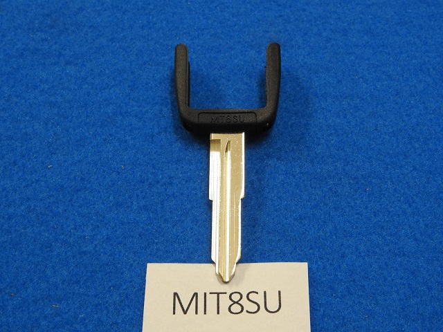 Chiave MT8SU per auto Mitsubishi
